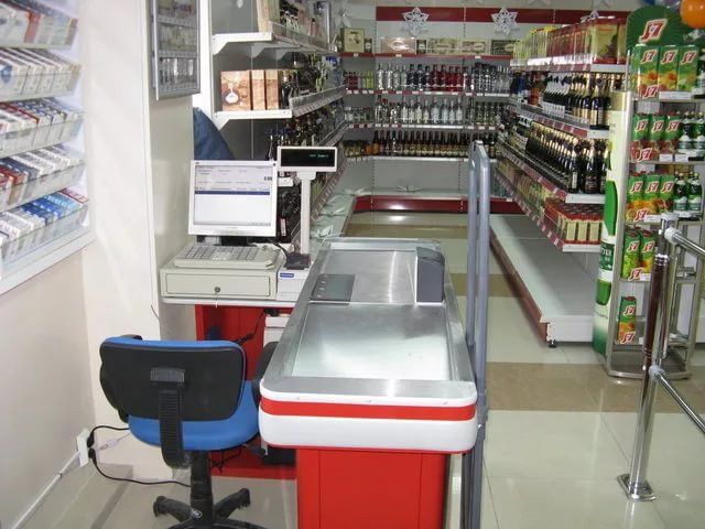 Автоматизация алкомаркета с разделением места товароведа и кассира артикул 0021-1828